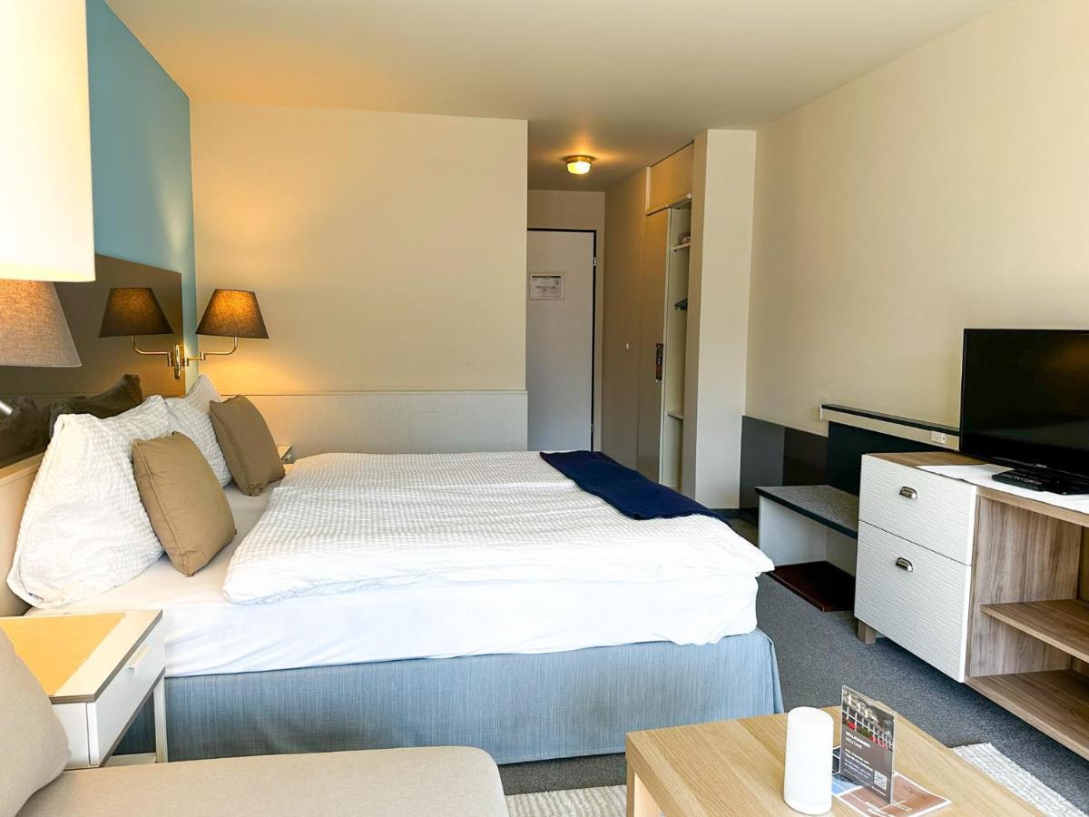 Seehotel Riviera At Lake Lucerne Герсау Экстерьер фото