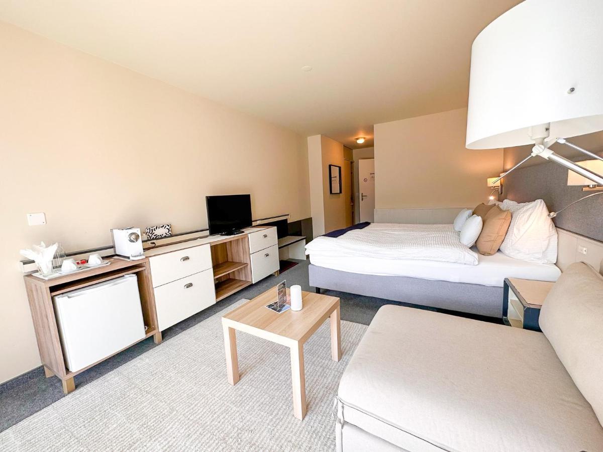 Seehotel Riviera At Lake Lucerne Герсау Экстерьер фото