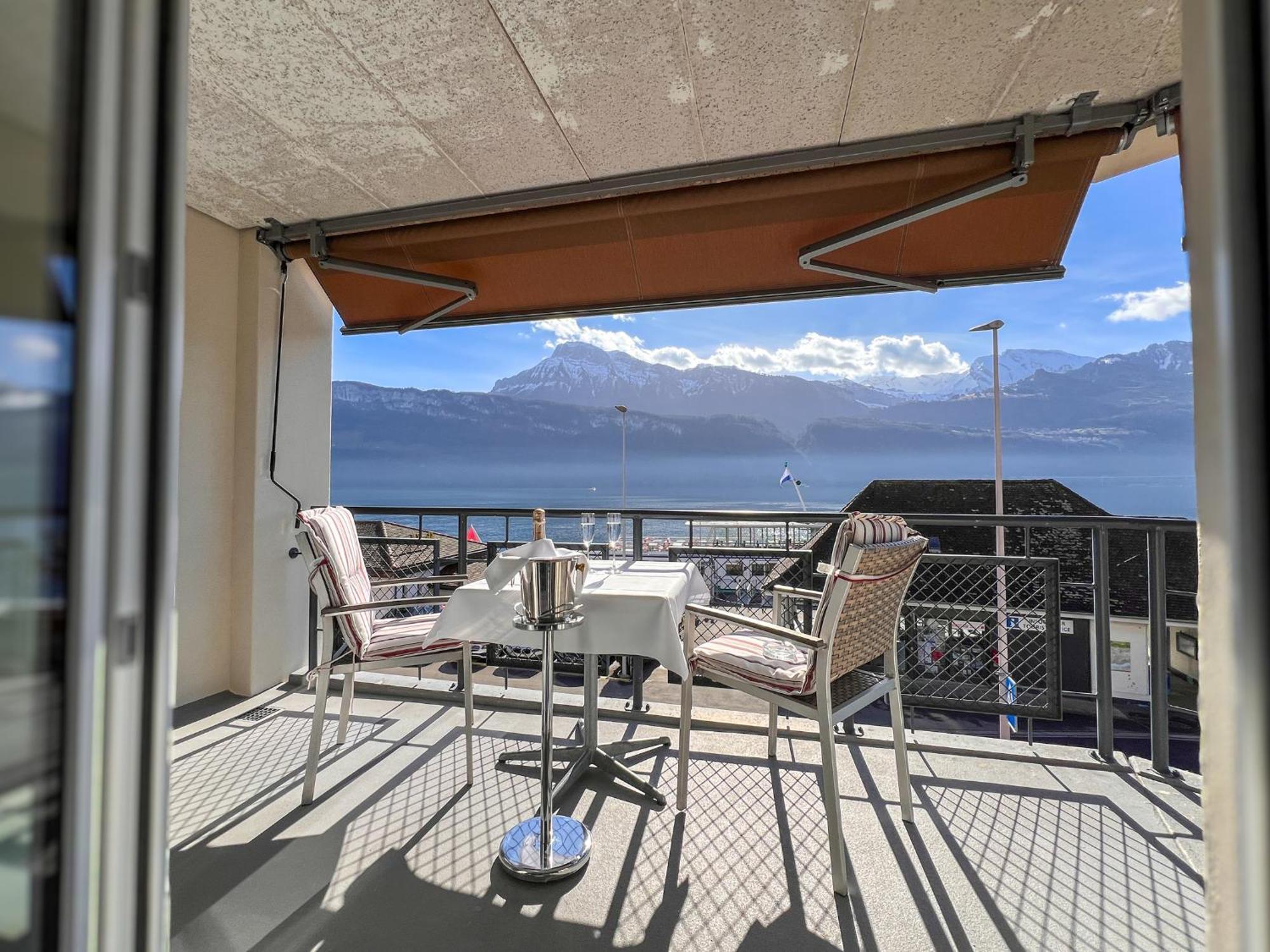 Seehotel Riviera At Lake Lucerne Герсау Экстерьер фото
