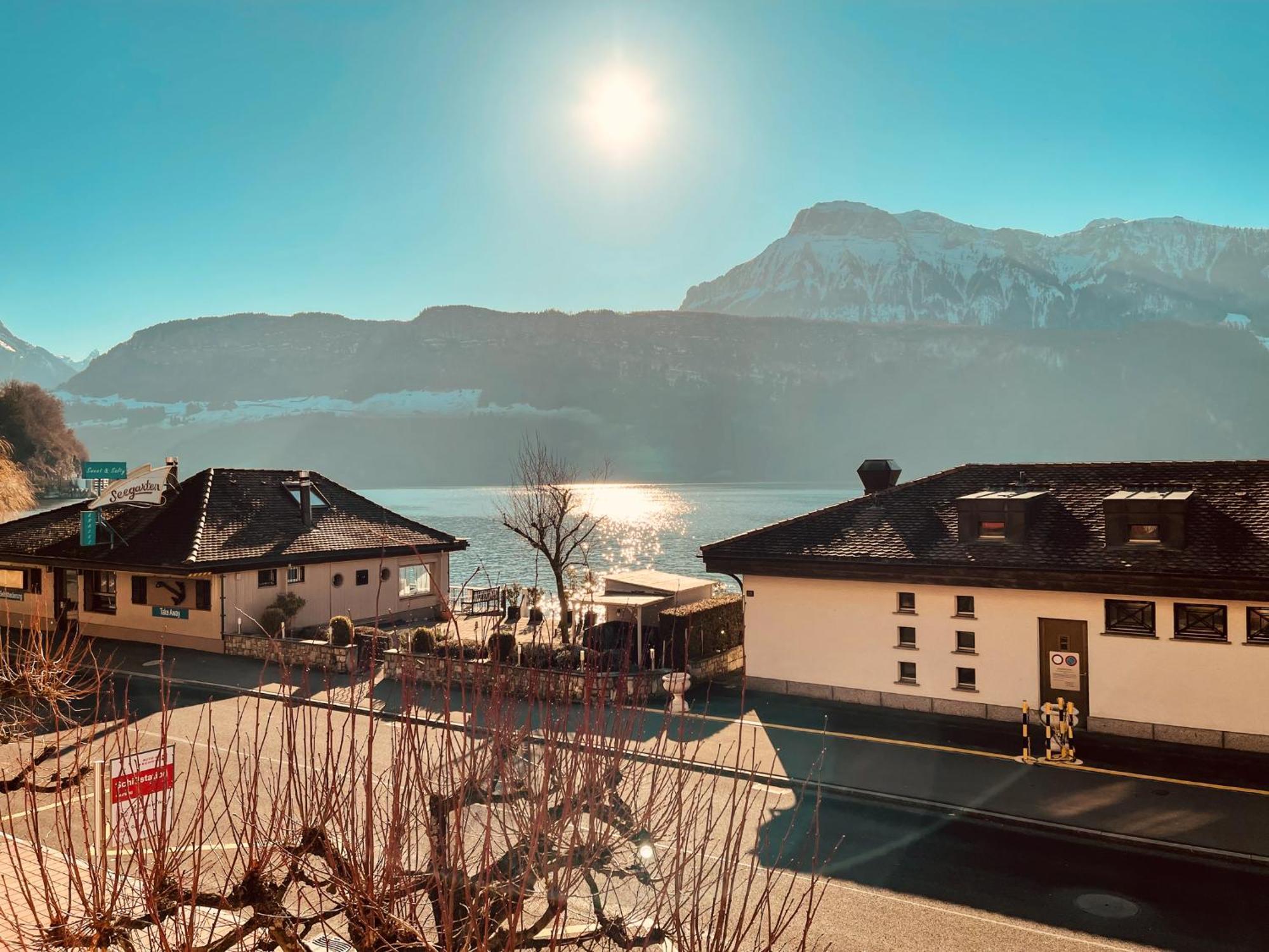 Seehotel Riviera At Lake Lucerne Герсау Экстерьер фото